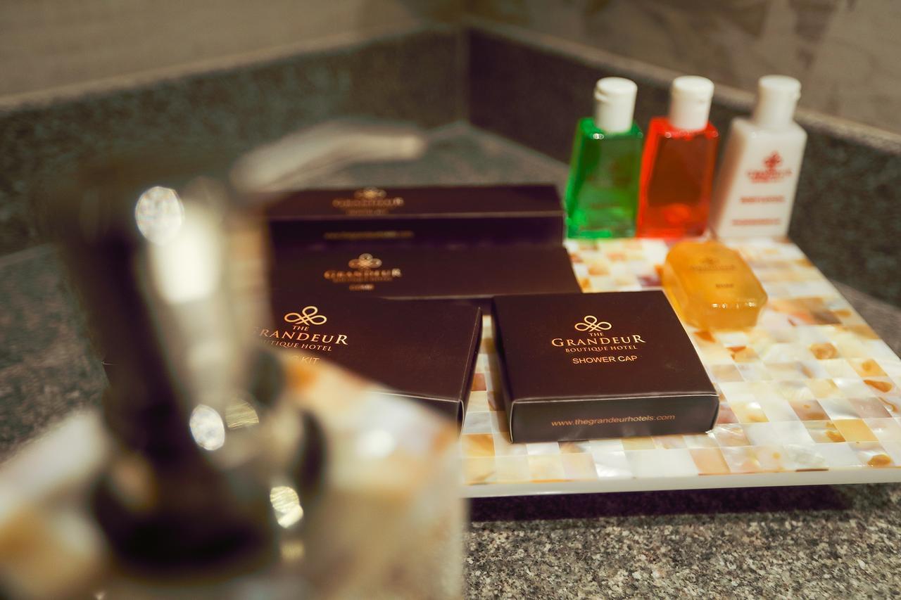 The Grandeur Boutique Hotel Mumbai  Buitenkant foto